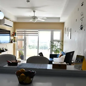 Apartment Reggae, Kingston